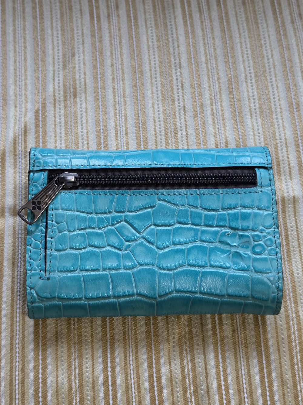 Patricia Nash Wallet - Picture 3 of 10